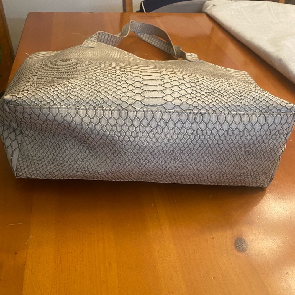 Bloomingdale's Textured Lizard Faux Python Snakes… - image 4